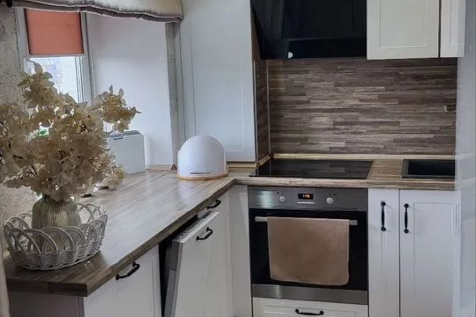 Продаётся 3-комнатная квартира, 61.2 м²