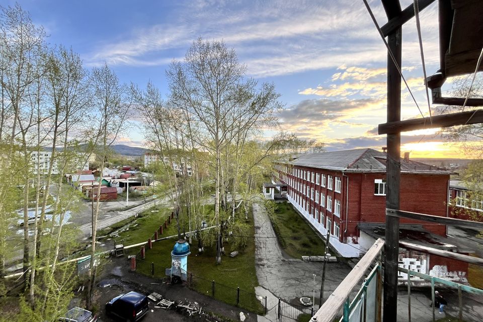Продаётся 3-комнатная квартира, 51.1 м²