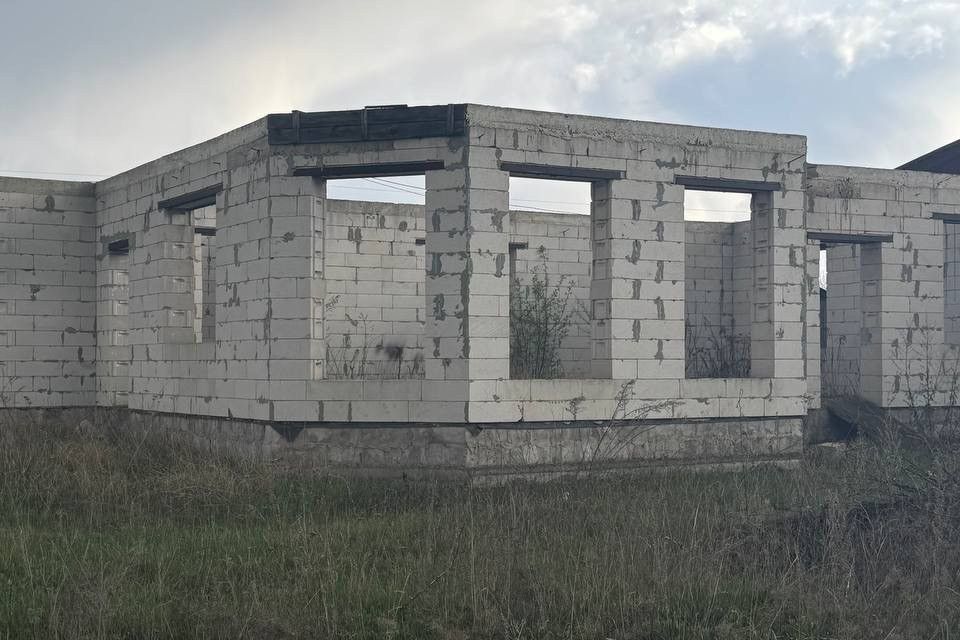 Продаётся 2-этажный дом, 270 м²