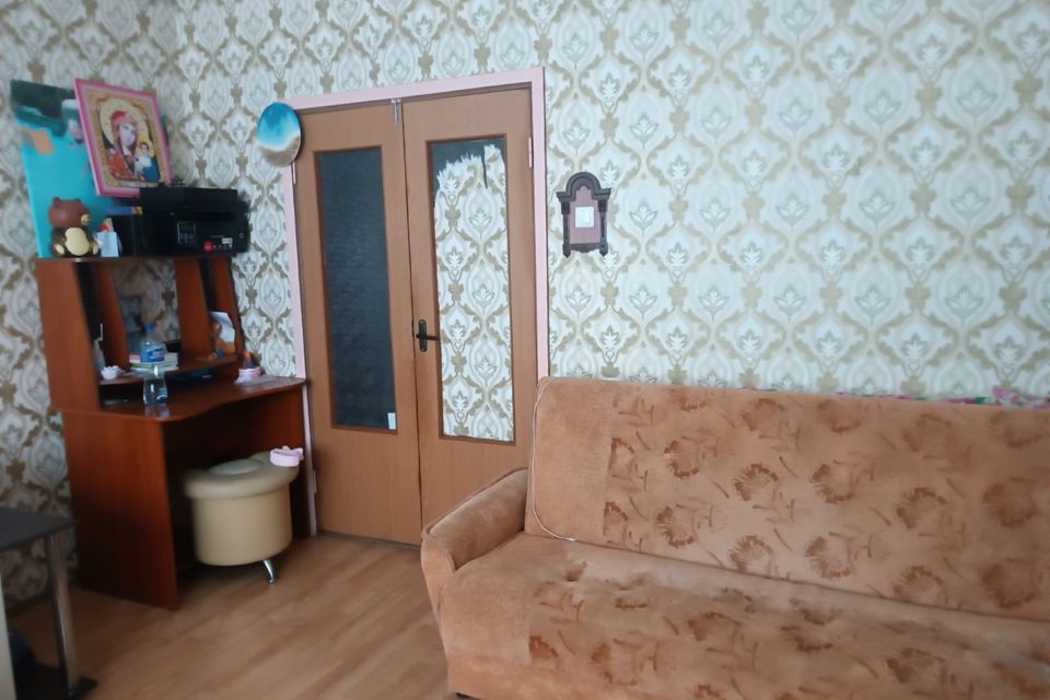 Продаётся 2-комнатная квартира, 55.6 м²