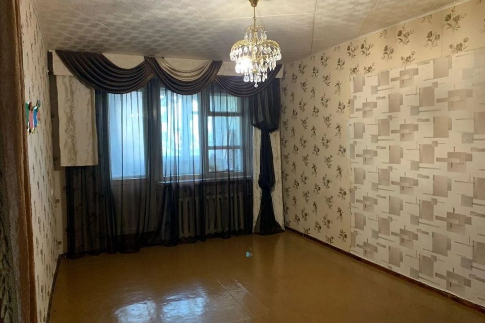 Продаётся 3-комнатная квартира, 59.8 м²