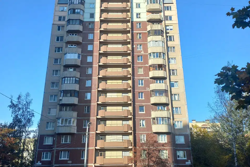 Продаётся 3-комнатная квартира, 98.3 м²