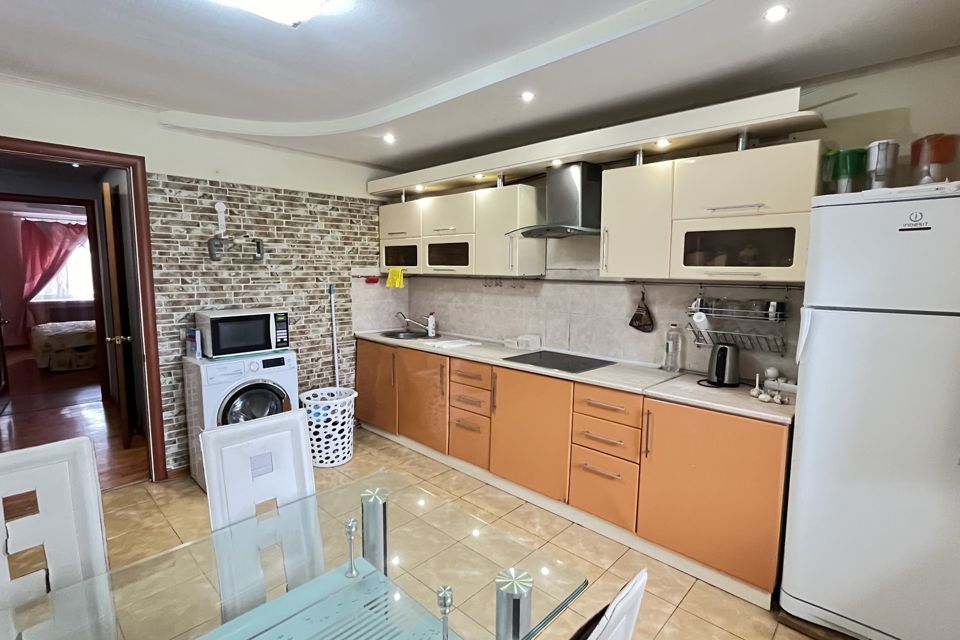 Продаётся 2-комнатная квартира, 56 м²