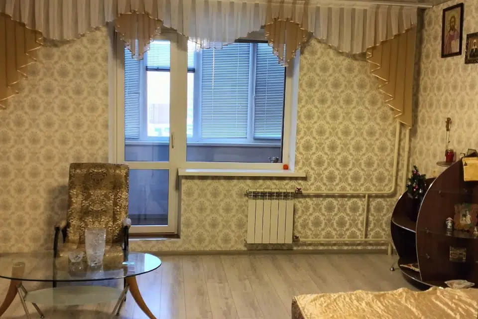 Продаётся 1-комнатная квартира, 40.6 м²