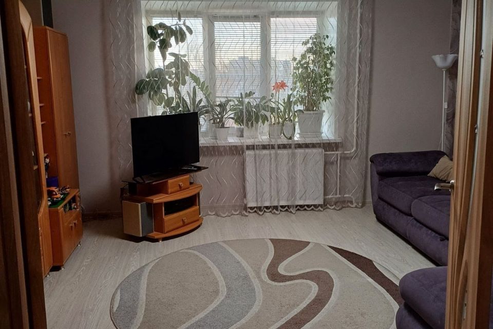 Продаётся 4-комнатная квартира, 73.6 м²