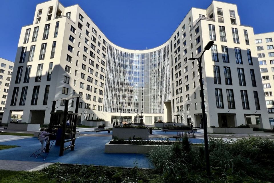 Продаётся 3-комнатная квартира, 90.2 м²