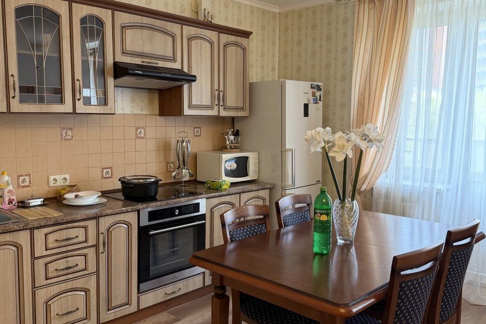 Продаётся 1-комнатная квартира, 46 м²