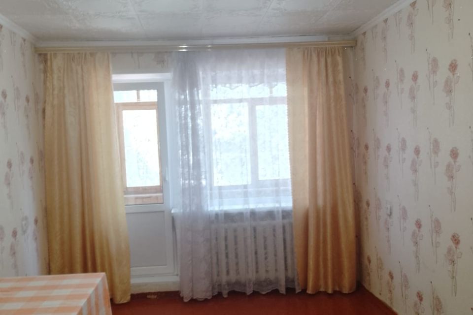 Продаётся 1-комнатная квартира, 32 м²