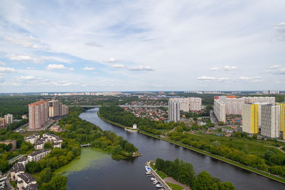 Продаётся 3-комнатная квартира, 82.6 м²
