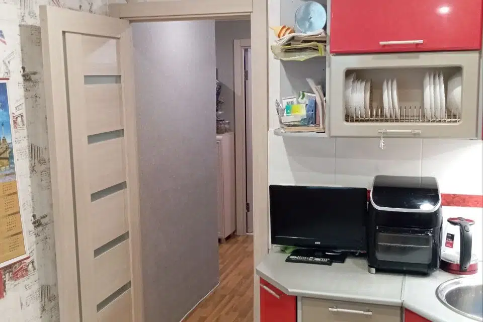 Продаётся 3-комнатная квартира, 57.8 м²