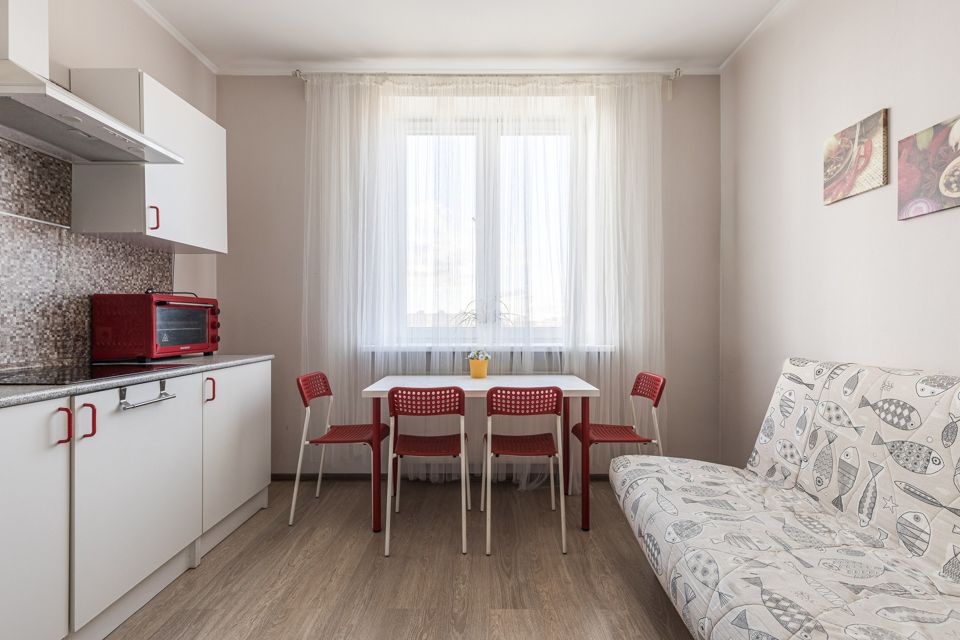 Продаётся 1-комнатная квартира, 40.4 м²