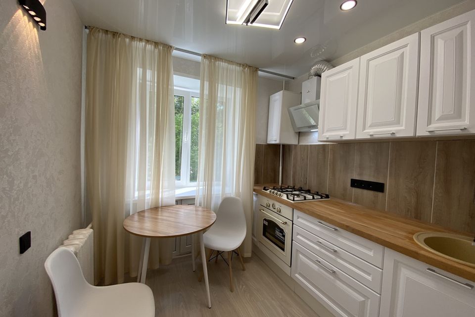 Продаётся 1-комнатная квартира, 33 м²