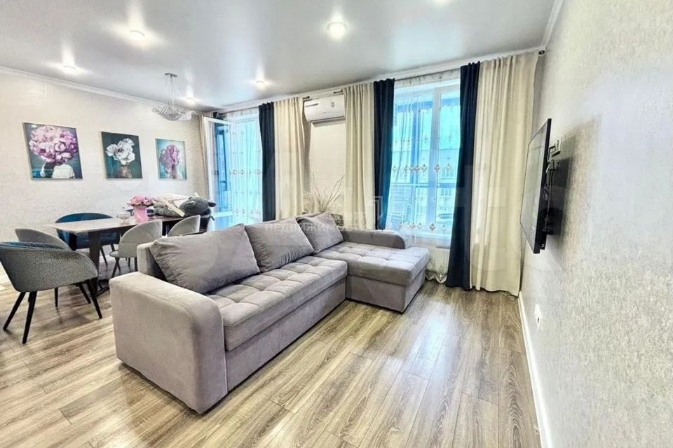 Продаётся 3-комнатная квартира, 65 м²