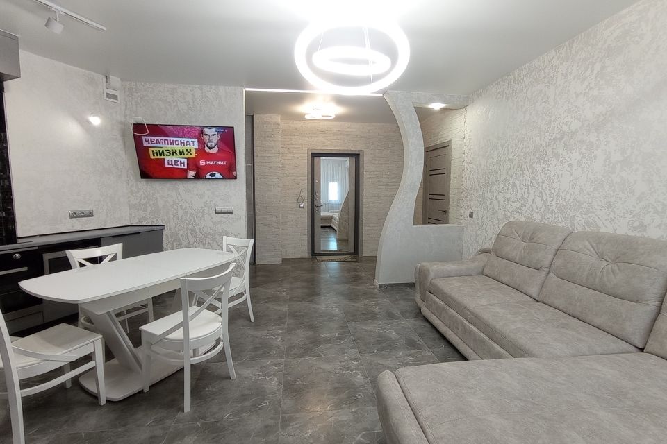 Продаётся 2-комнатная квартира, 58 м²