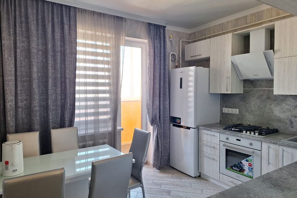 Продаётся 3-комнатная квартира, 72 м²