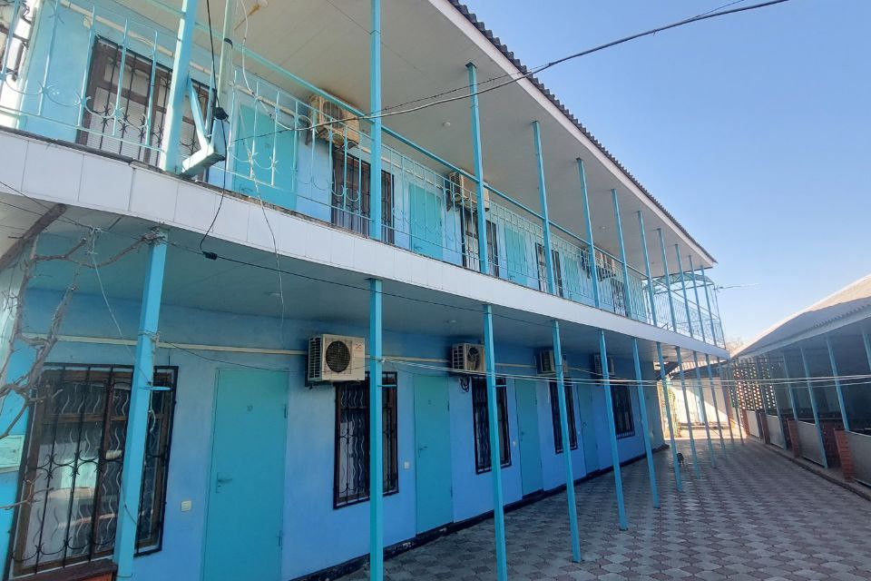 Продаётся 2-этажный дом, 406.2 м²