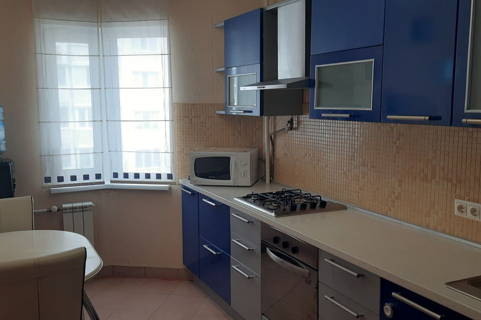 Продаётся 2-комнатная квартира, 56.6 м²