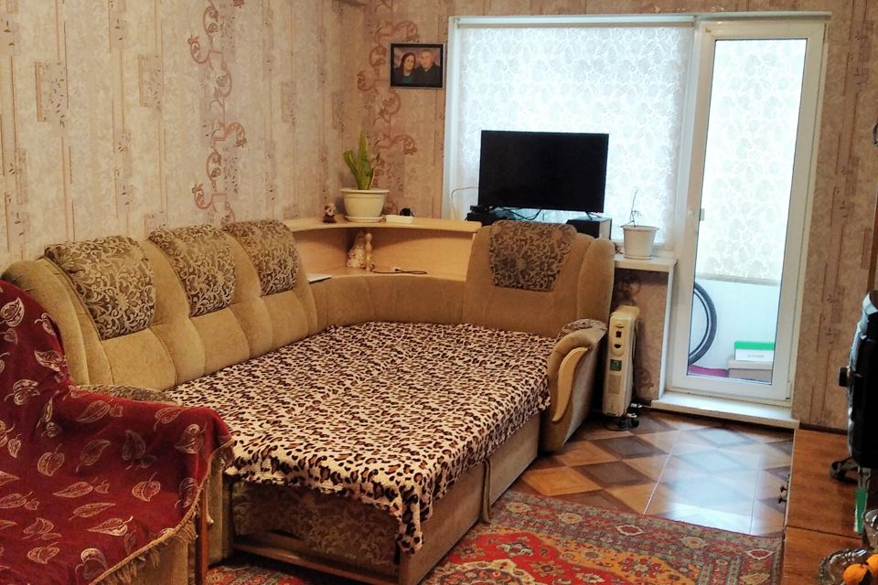 Продаётся 3-комнатная квартира, 47.9 м²
