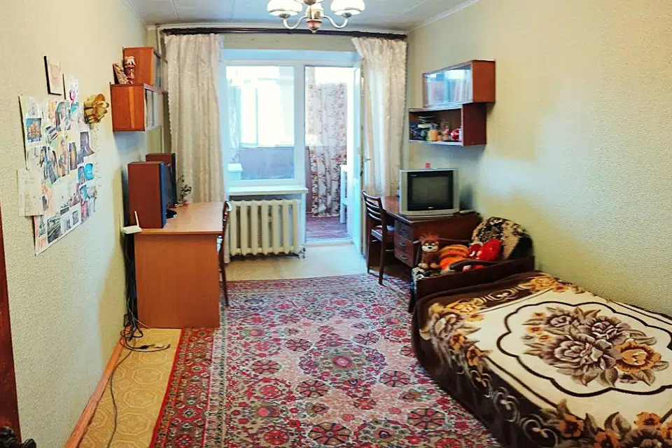 Продаётся 3-комнатная квартира, 65 м²