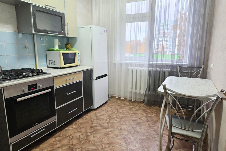 Сдаётся 2-комнатная квартира, 52 м²