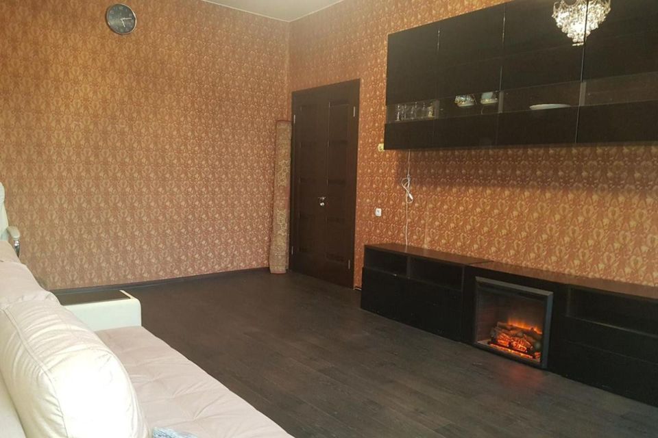 Сдаётся 2-комнатная квартира, 61 м²