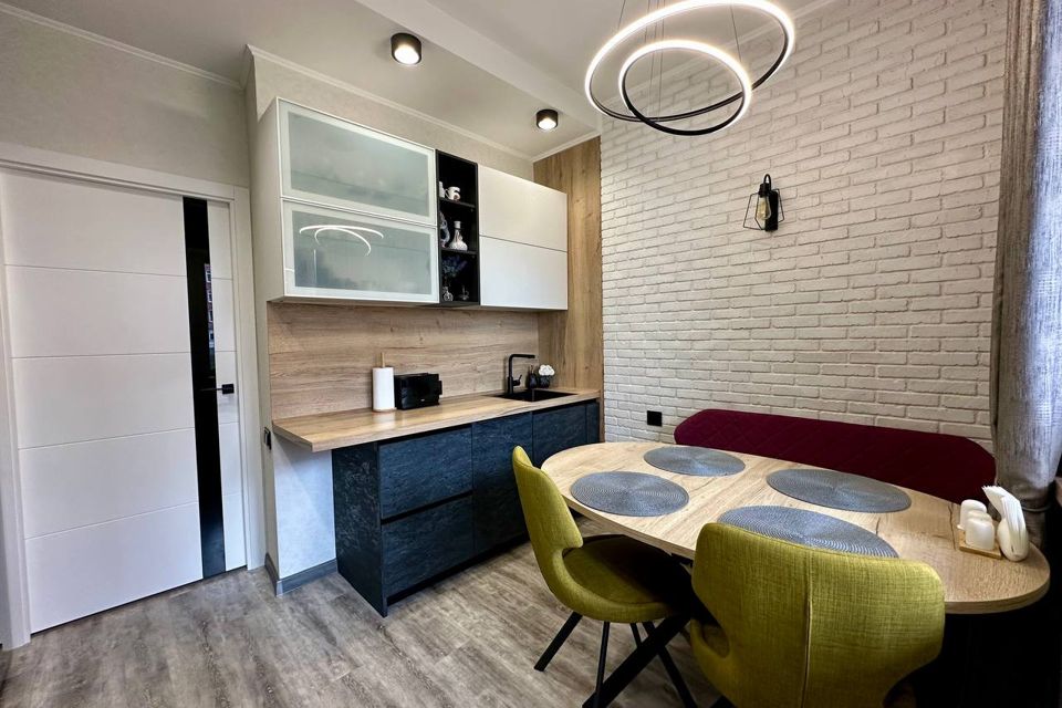 Продаётся 3-комнатная квартира, 68.2 м²