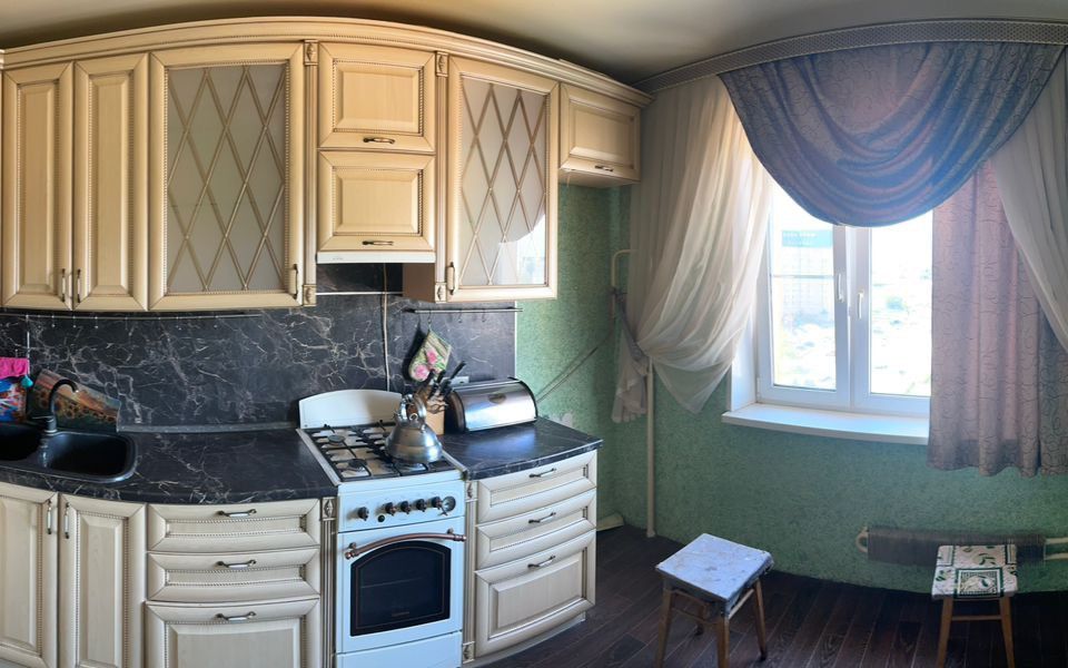 Продаётся 4-комнатная квартира, 83 м²