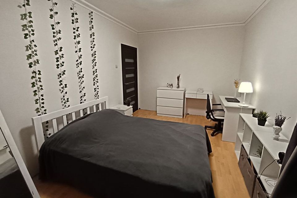 Продаётся 4-комнатная квартира, 102.4 м²