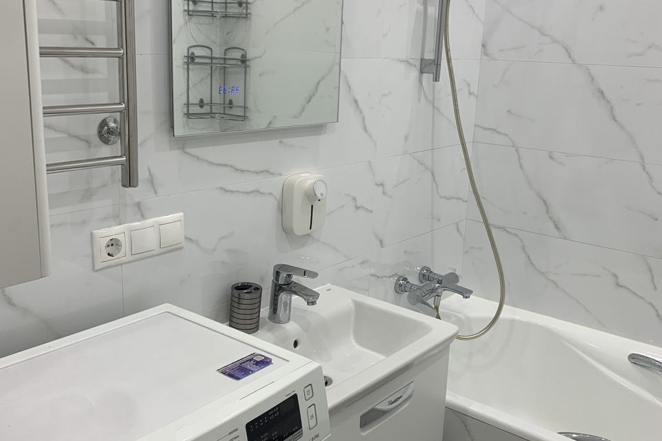 Продаётся 2-комнатная квартира, 60.2 м²