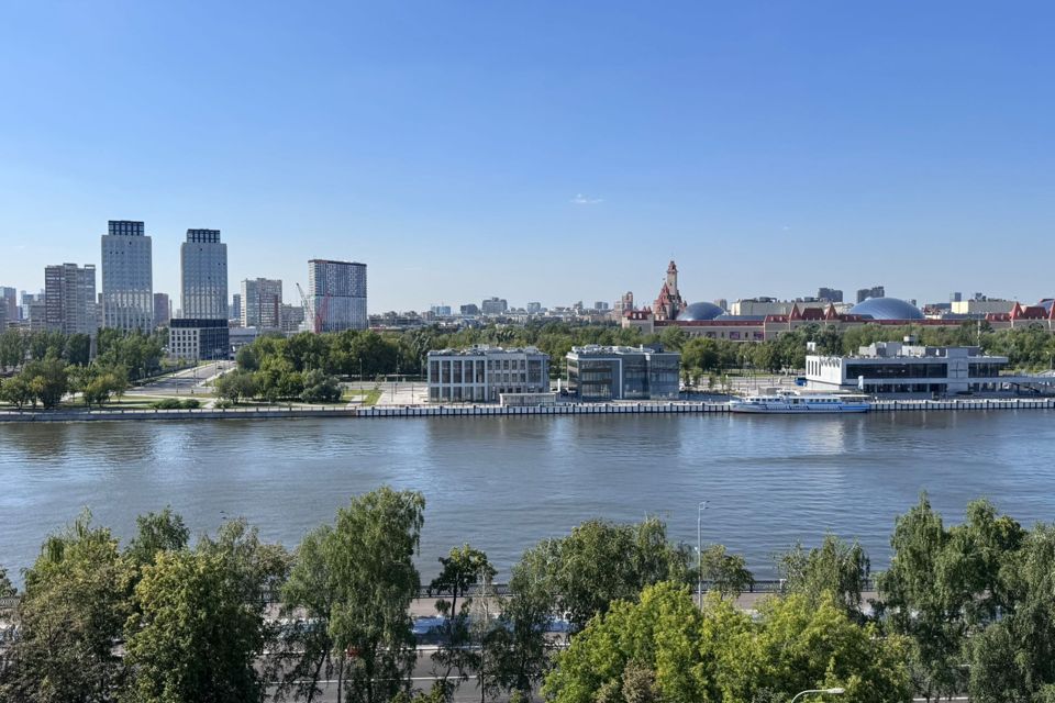 Продаётся 3-комнатная квартира, 77.7 м²