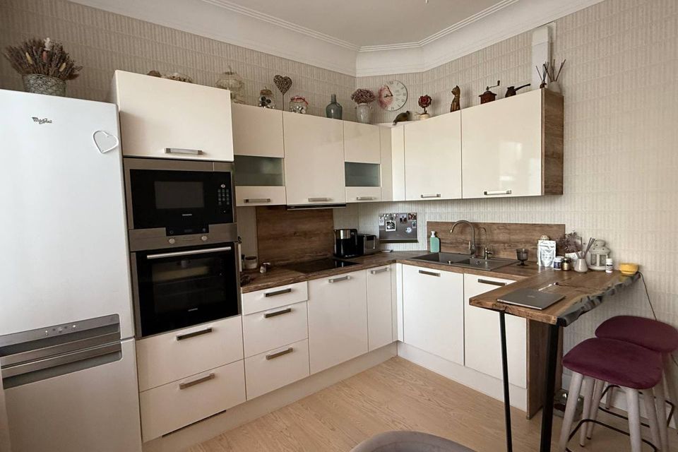 Продаётся 2-комнатная квартира, 57.1 м²