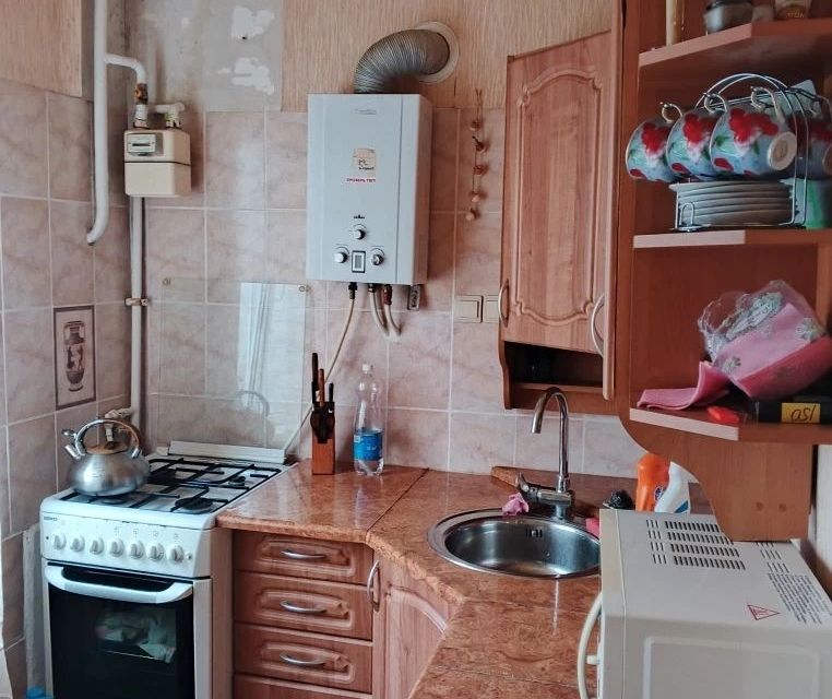 Продаётся 3-комнатная квартира, 52.6 м²