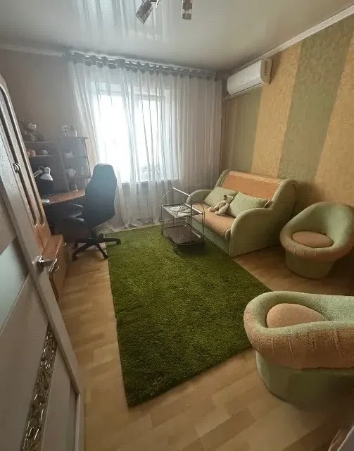 Продаётся 3-комнатная квартира, 74 м²