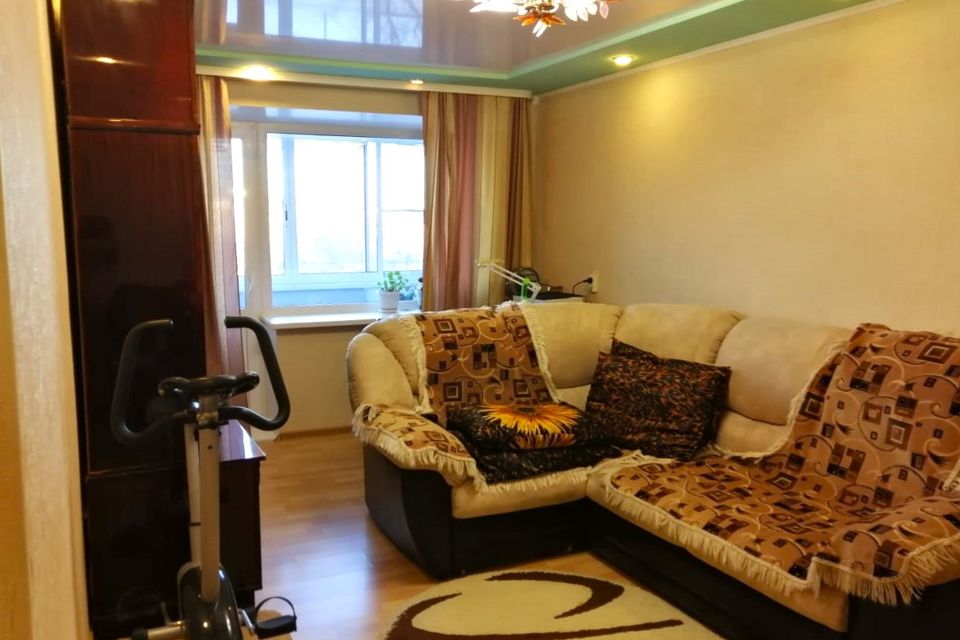 Продаётся 3-комнатная квартира, 56.6 м²
