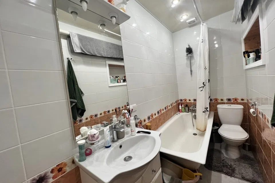 Продаётся 3-этажный дом, 50 м²