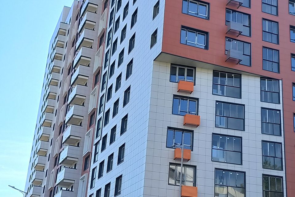 Продаётся 3-комнатная квартира, 103.5 м²