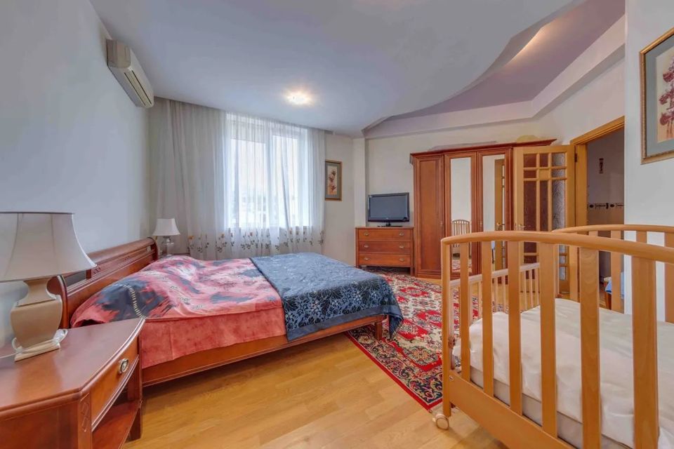 Продаётся 2-комнатная квартира, 75 м²