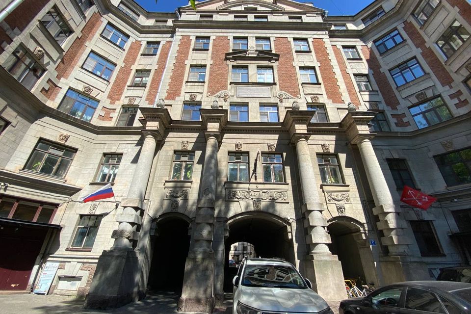 Продаётся 2-комнатная квартира, 42.3 м²