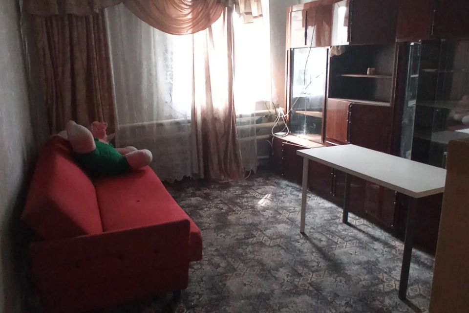 Продаётся 4-комнатная квартира, 84 м²