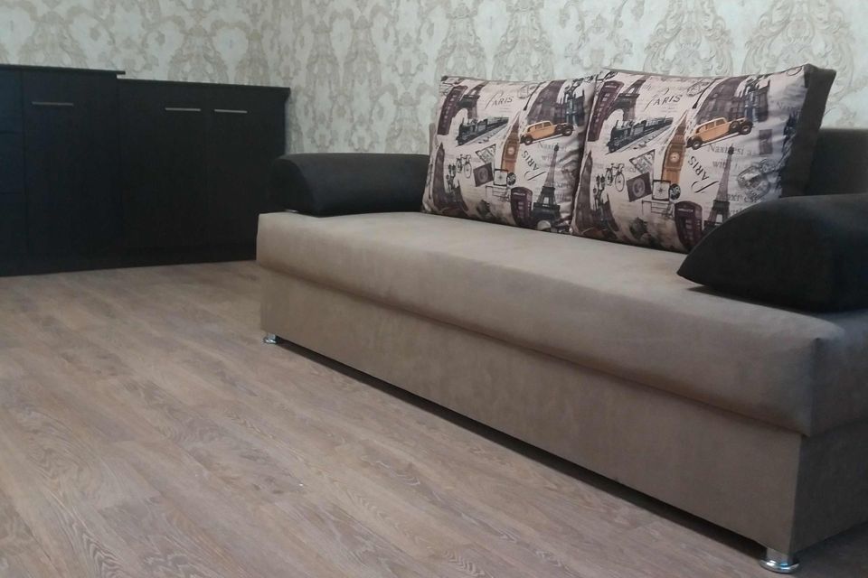 Сдаётся 2-комнатная квартира, 55 м²