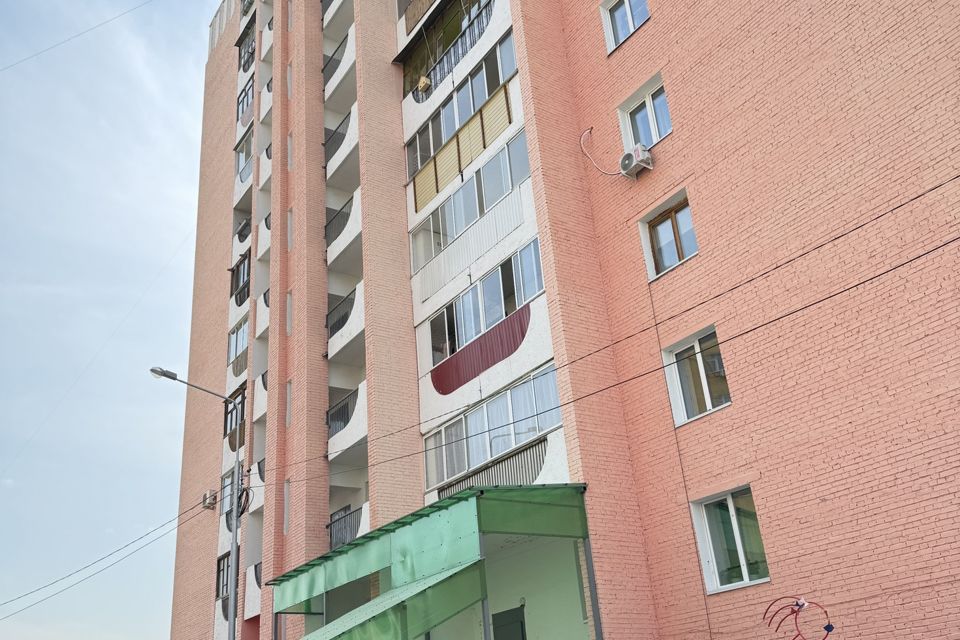 Продаётся 4-комнатная квартира, 80.8 м²