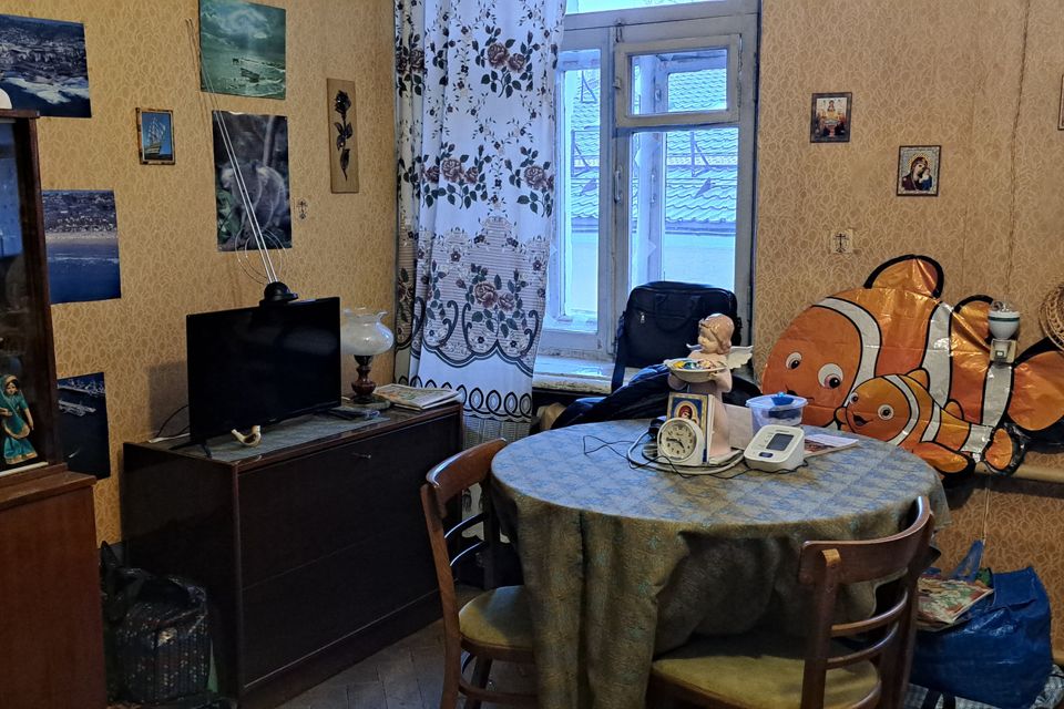 Продаётся комната в 1-комн. квартире, 14.7 м²