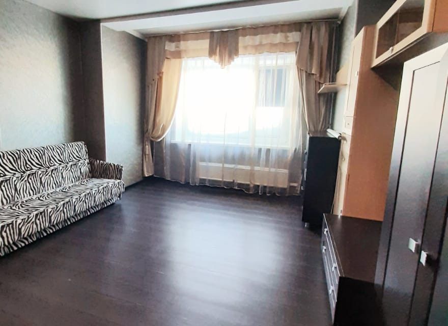 Продаётся 1-комнатная квартира, 43.1 м²