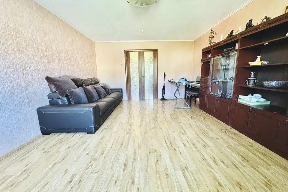 Продаётся 4-комнатная квартира, 88.1 м²