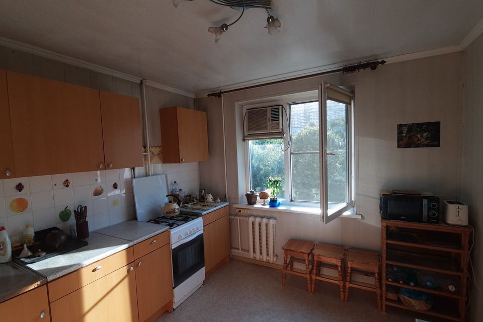 Продаётся 4-комнатная квартира, 78.4 м²