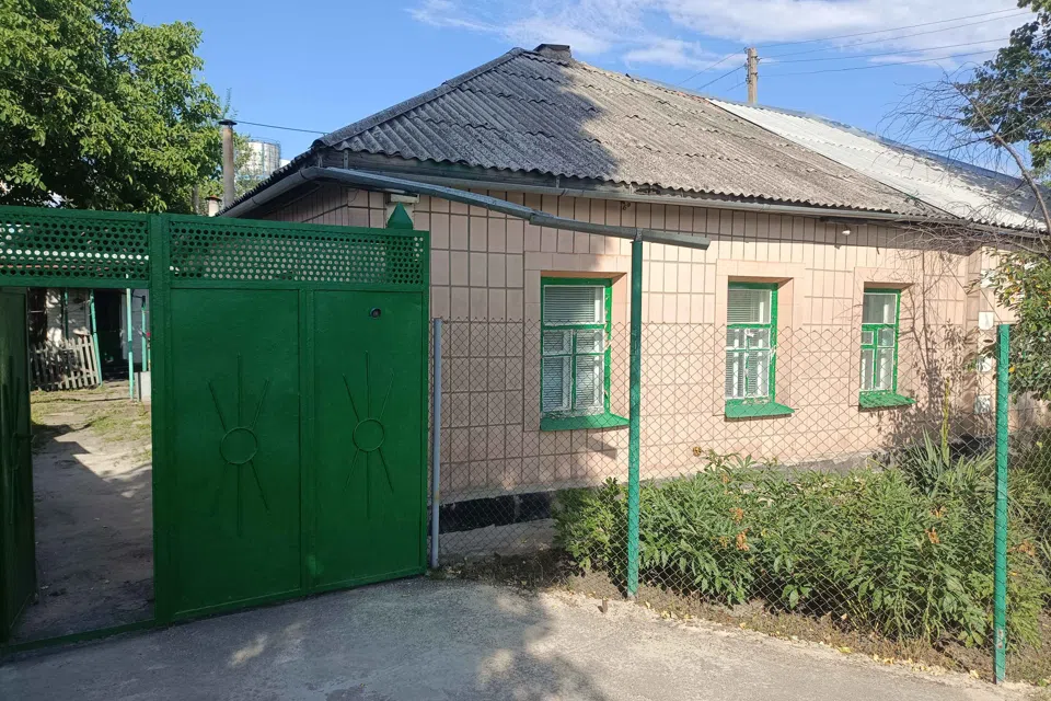 Продаётся часть дома