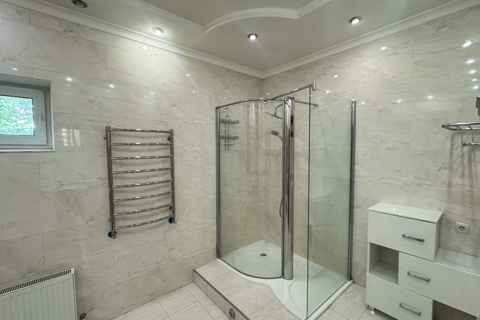 Продаётся 2-этажный дом, 223 м²