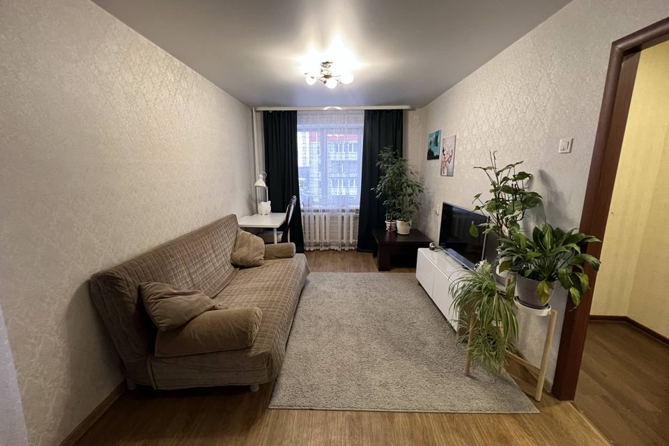 Продаётся 1-комнатная квартира, 35.3 м²