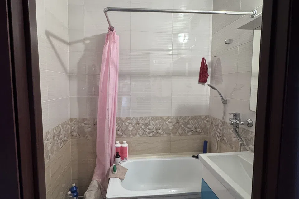 Продаётся 3-комнатная квартира, 74 м²