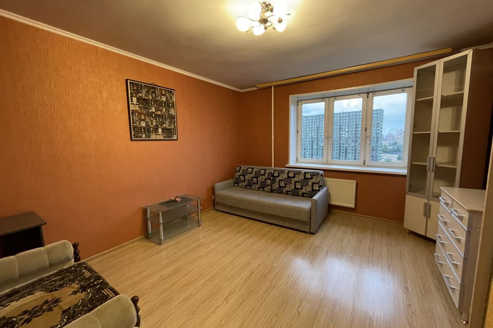Продаётся 1-комнатная квартира, 42.5 м²